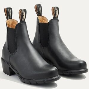 Blundstone BL1671 Chelsea Black Leather Heeled
Boots